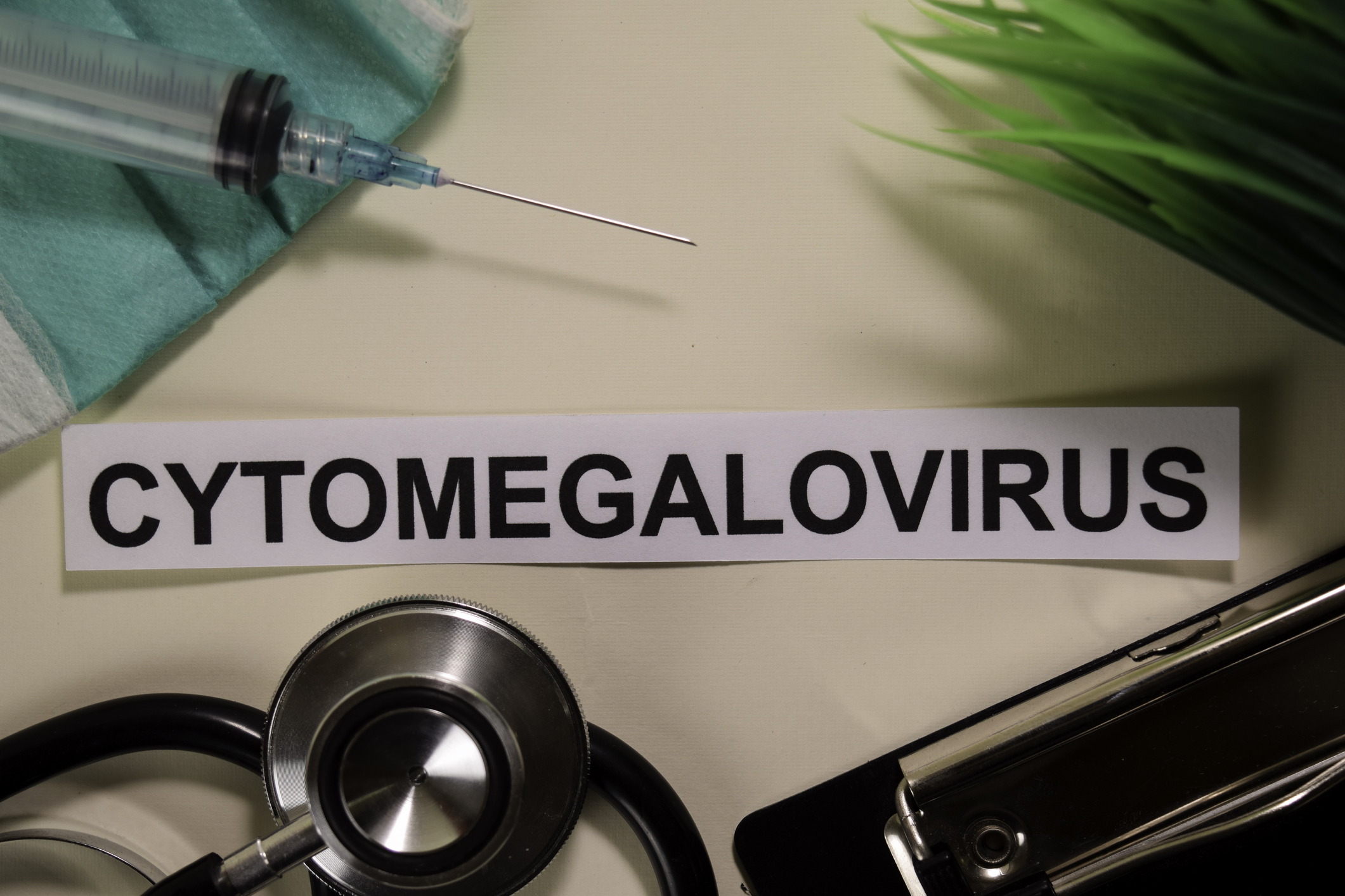 Traitement du cytomégalovirus