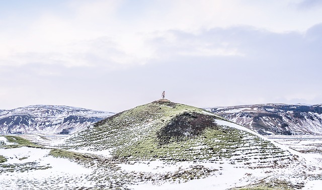 Paysage d'hiver, montagnes, ciel, neige, froid, hiver