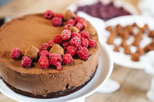 Un délicieux gâteau au chocolat à base de flocons d'avoine et sans sucre... Comment préparer la recette ?