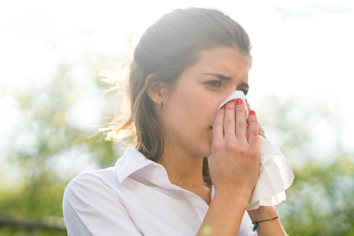 Souffrez-vous de rhume des foins ou de rhinite allergique ?