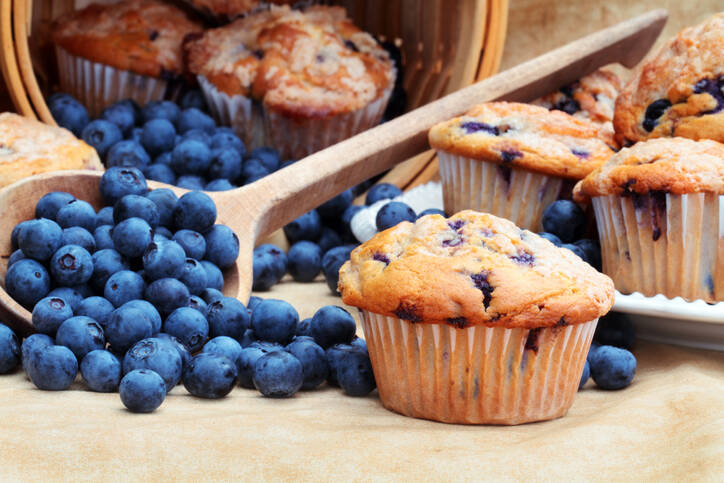 Muffins aux myrtilles sains ? Recette de mug avec banane et fromage blanc